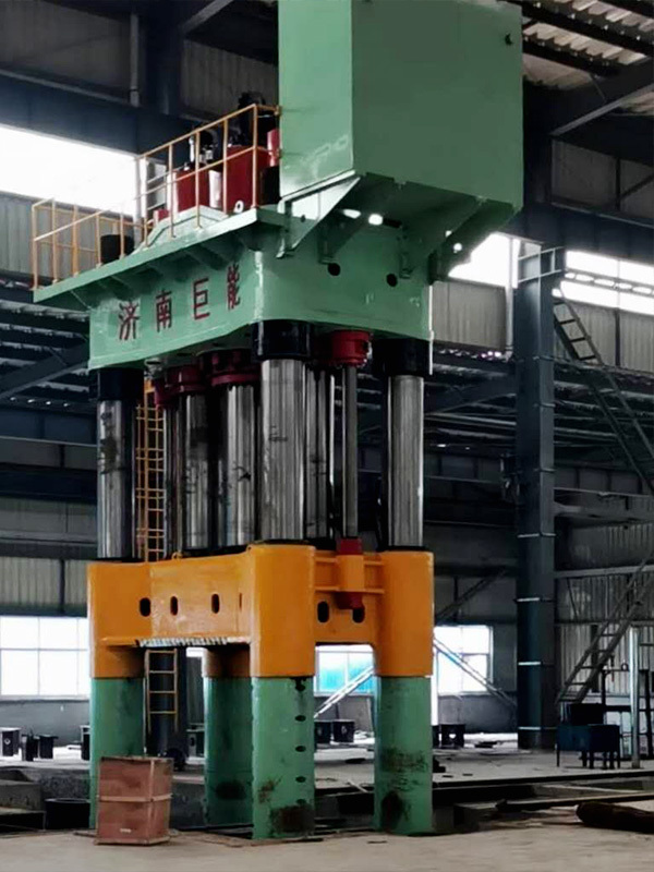 2500T鍛(duàn)造液壓機-河北(bei)大鼎