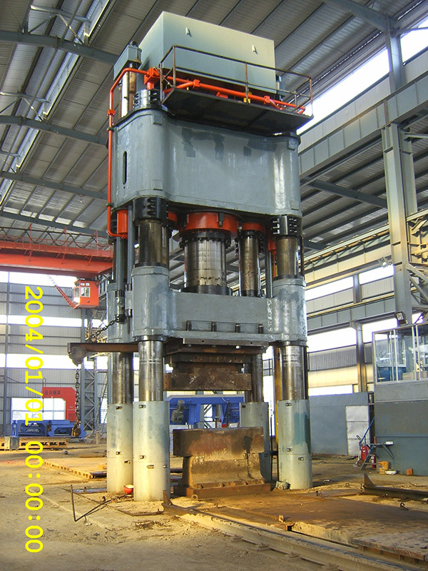 自由(you)鍛造液(yè)壓機