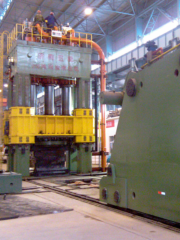 3150T快(kuai)鍛液壓機組-襄(xiāng)陽鋼鐵